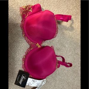 Paramour by Felina: Madison Contour Demi Bra- NWT